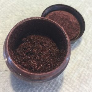 ~ Authentic MAC ~ Pigment