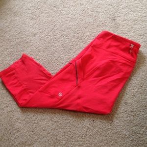 LULULEMON athletica Size 6 Cropped Running Legging