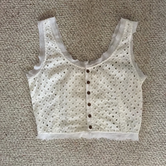 Free People Tops - SALE TODAY! Free People cropped eyelet top