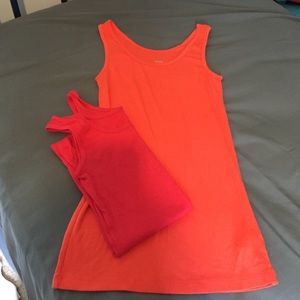 Bundle of Mossimo tanks