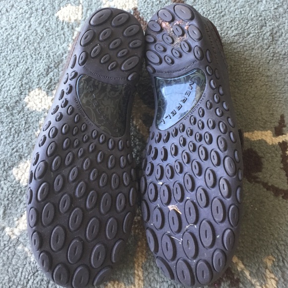 BUY 2 PAIR GET 1 FREE! Brown Mary Jane Merrells - Picture 4 of 4