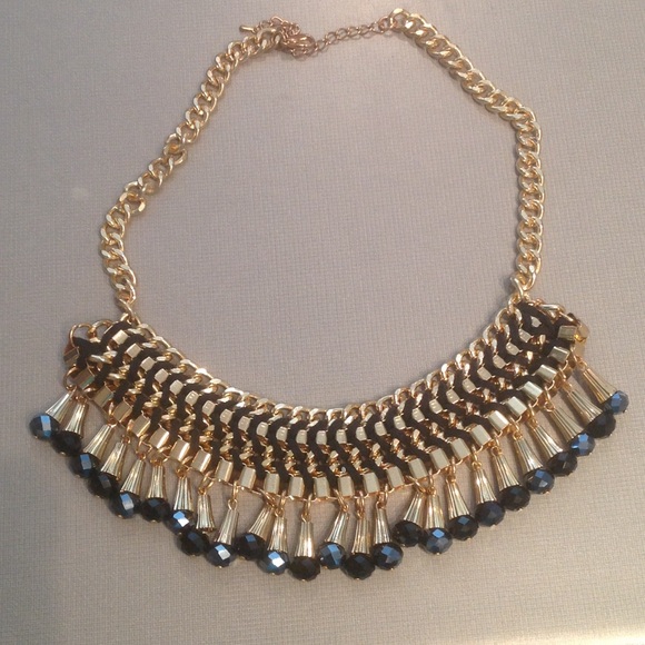 Trendy black and gold necklace