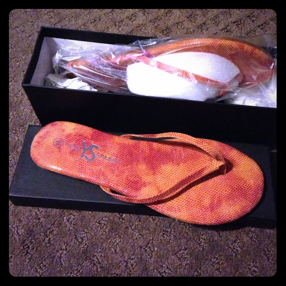 NIB yosi samra flip flops sz 9