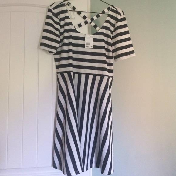 H&m navy blue and white striped dress