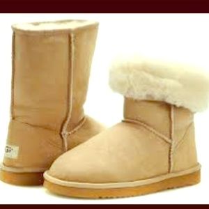 UGG Boots- Classic Short  (Sand)