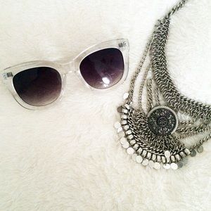 Clear framed, tinted Sunnies ☀️