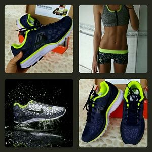 Nike Air Pegasus 30+ Shield Running