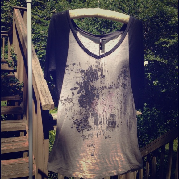 London Big Ben Baseball style Top! Size L!