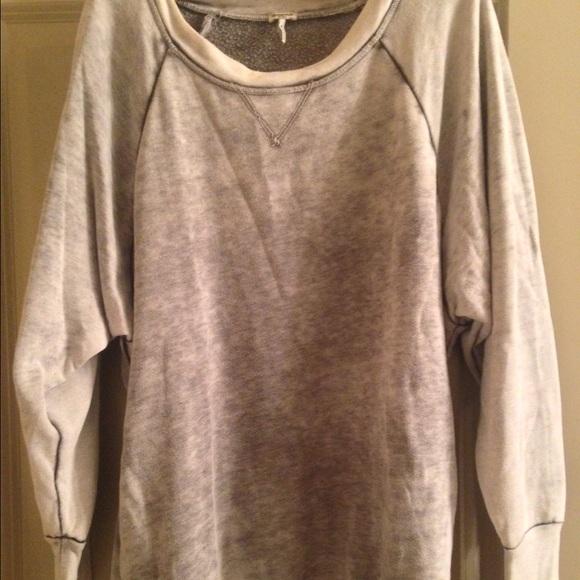 Splendid Sweater - Picture 3 of 3