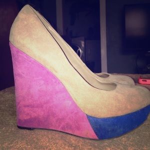 Worthington Grey Multicolor Platform Wedge