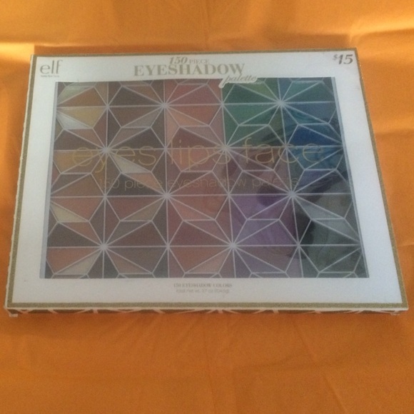 Elf eyeshadow set - Picture 1 of 1