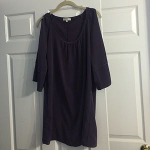 A plum 3/4 sleeve loose fitting dress