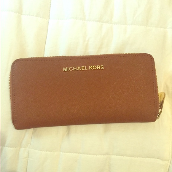 Michael Kors wallet