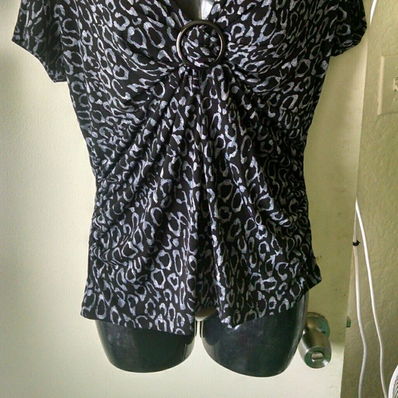 BLACK AND GREY DRESS TOP - Picture 2 of 4