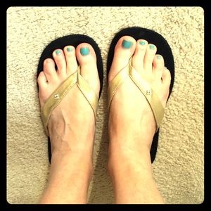 Clearance: Sidekicks Foldable Flip Flops Gold