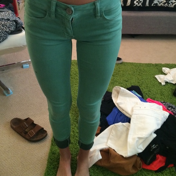 JEANS - Picture 2 of 2