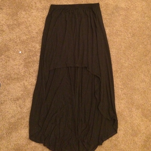 Forever 21 Hi-Lo Skirt (black)