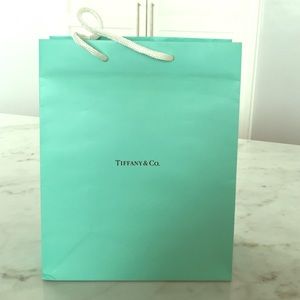 💯% Authentic Tiffany & Co. shopping bag