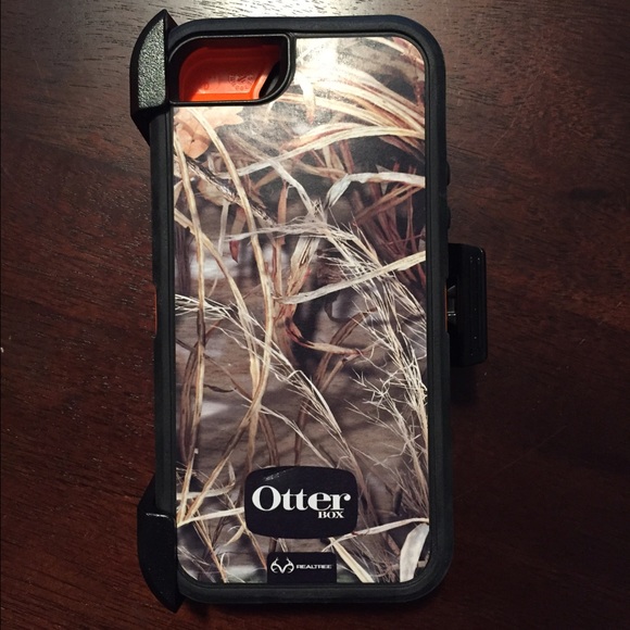 3 piece Otterbox iPhone 5/5s case with belt clip