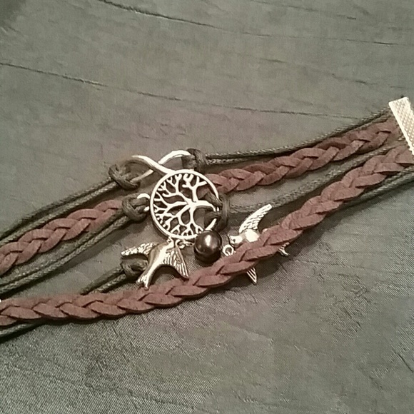 Multi strand bracelet - Picture 1 of 3
