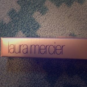 🎈SALE🎈Plum eye shadow