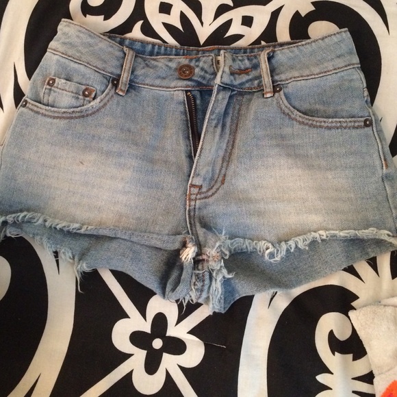 Jean shorts - Picture 2 of 2