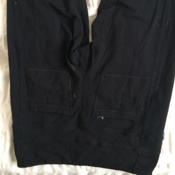 Lululemon pants - Picture 2 of 4