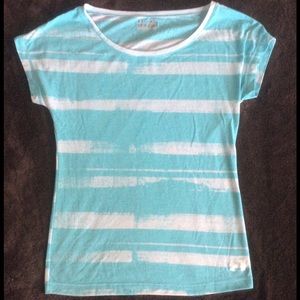 Under Armour Heat Gear Loose size XS *PRICE DROP*