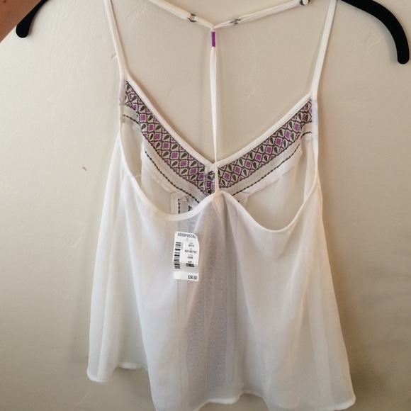 tank top - Picture 2 of 3