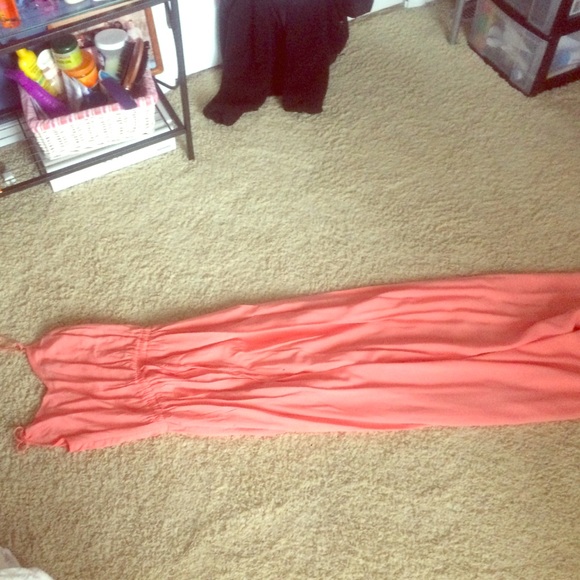 Dress - Picture 1 of 1