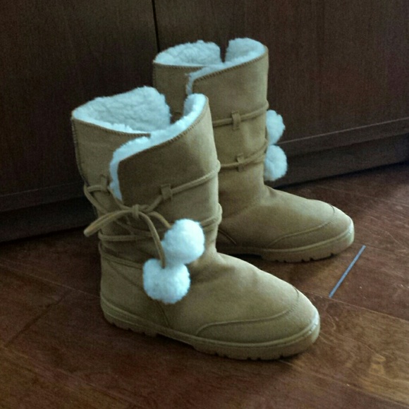 Super Cute Boots 8 M