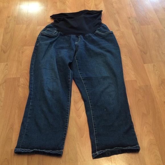 Maternity Capri pants