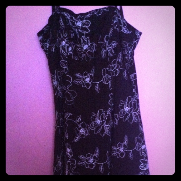 Mid-dress