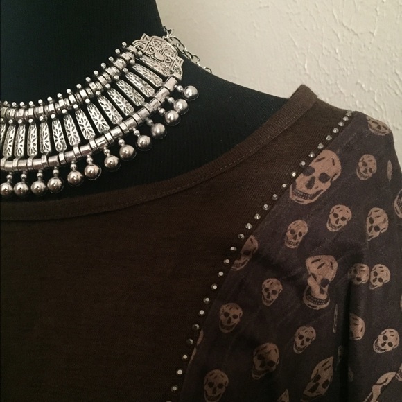 🏆HOST PICK🏆 Silver Gypsy Ball Necklace - Picture 4 of 4