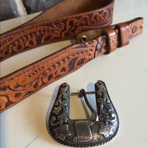 Vtg Western Hand Tooled Belt & 925 Silver Buckle
