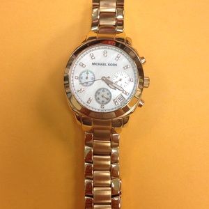 Michael Kors chronograph Rose Go, mother of pearl
