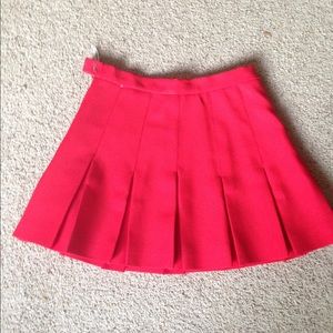 Red Pleated Mini-skirt