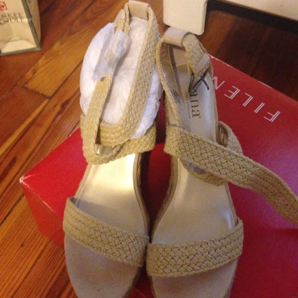 Cream wedges - Picture 2 of 4