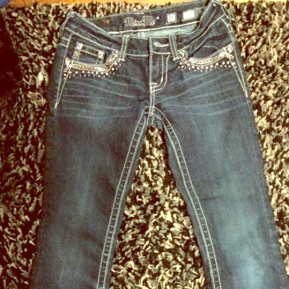 BLINGED out Miss Me jeans!! 25
