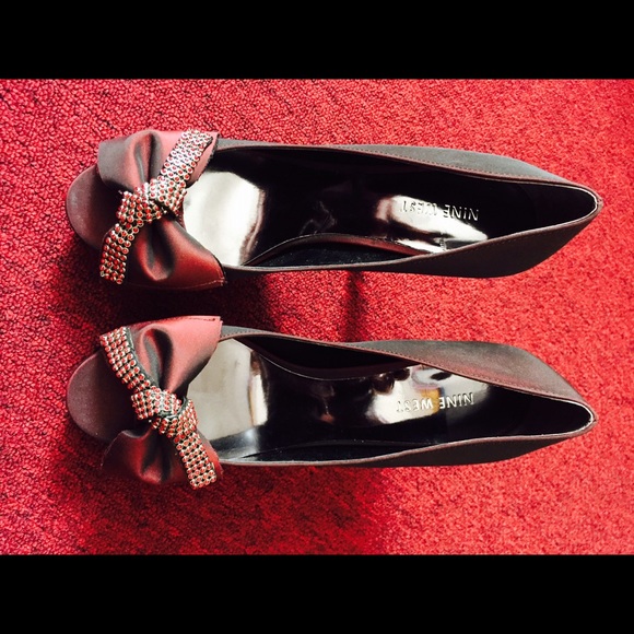 Nine West stilettos Burgundy, deep red wine color