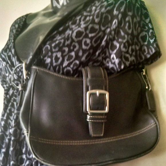 COACH SM/MED BLACK LEATHER