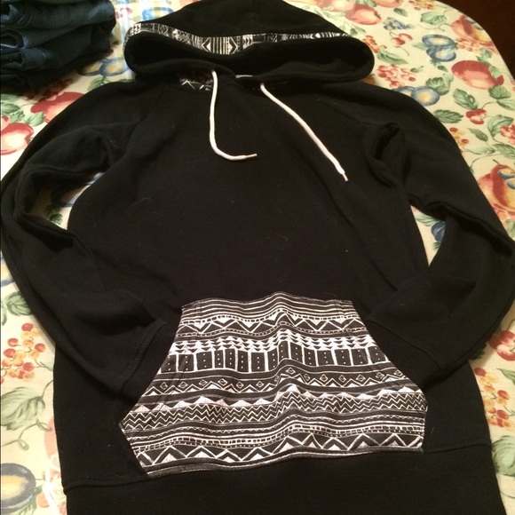 Zumiez hoodie