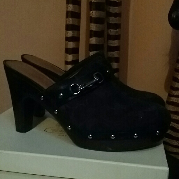 Coach shoes - Picture 3 of 4