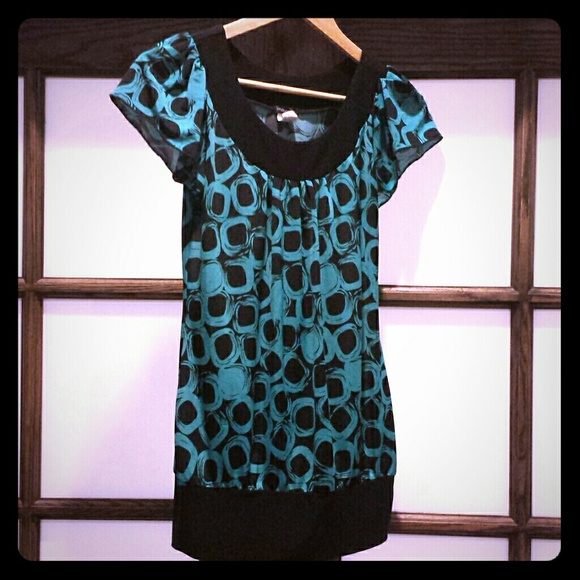 Teal & Black Top