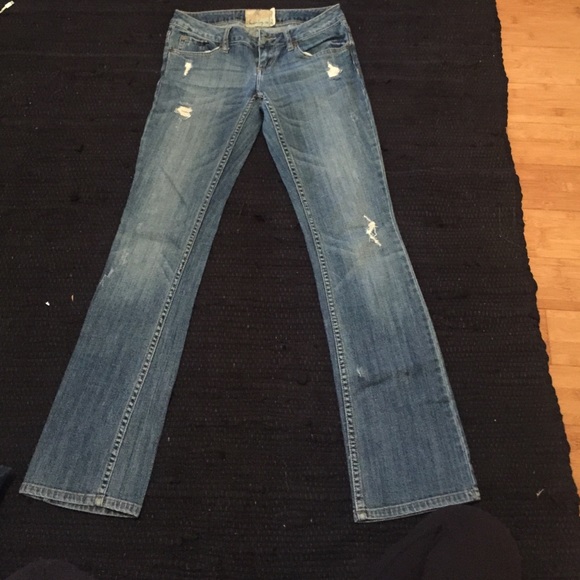 Jeans - Picture 1 of 3