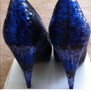 Aldo Puckett sequin shoe size 9