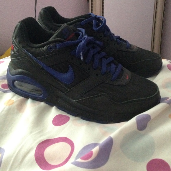 Black blue and red Nike air max