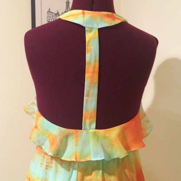 Beachy backless flowey high low dress - Picture 3 of 4