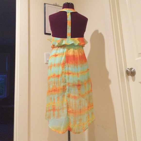 Beachy backless flowey high low dress - Picture 4 of 4