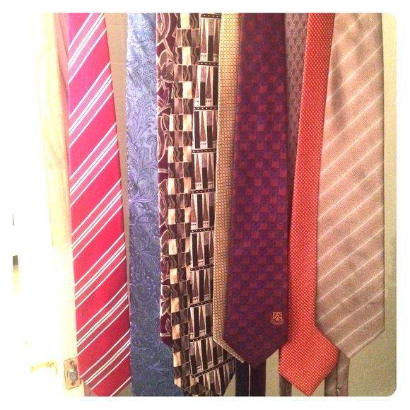 Men's tie's 10 of them all colors good condition